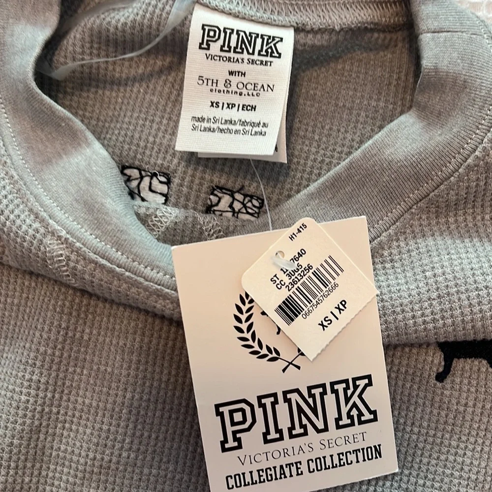 NWT VS PINK Michigan Top